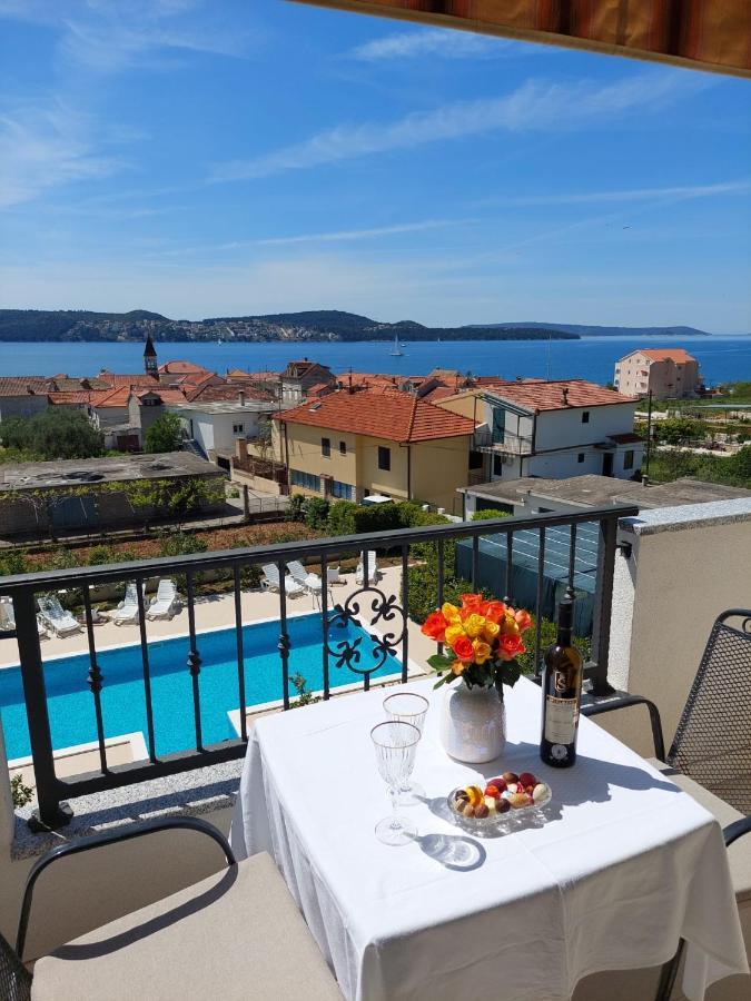 Apartments Zulim Trogir Eksteriør bilde