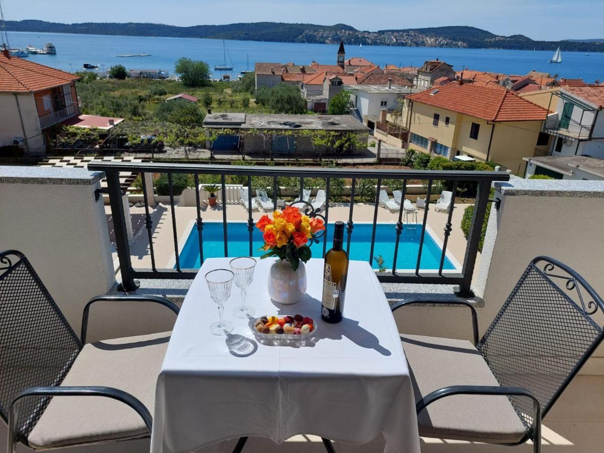 Apartments Zulim Trogir Eksteriør bilde