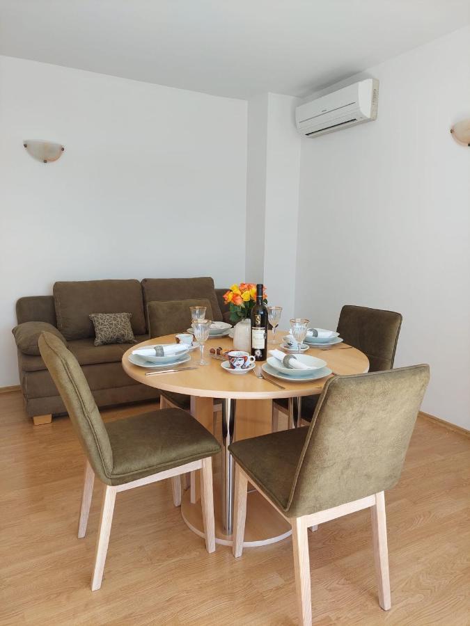 Apartments Zulim Trogir Eksteriør bilde