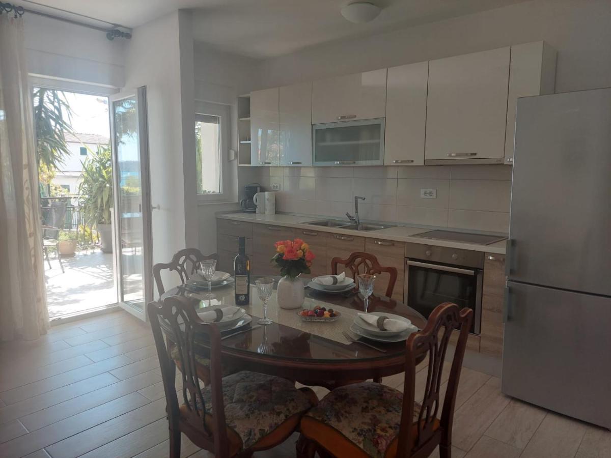 Apartments Zulim Trogir Eksteriør bilde