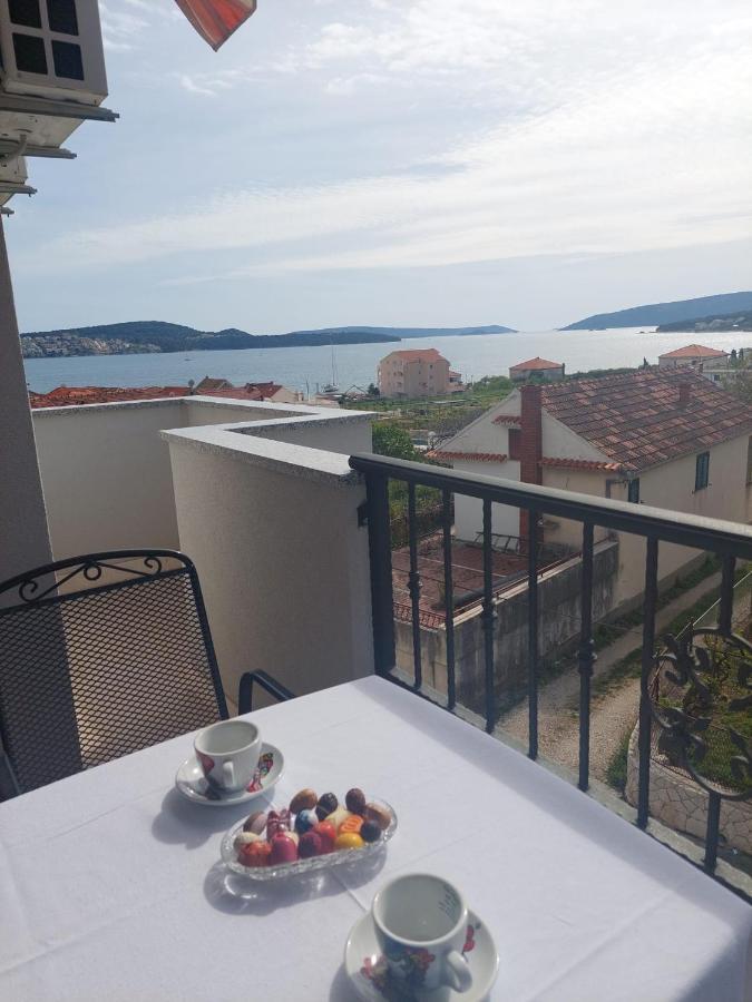 Apartments Zulim Trogir Eksteriør bilde
