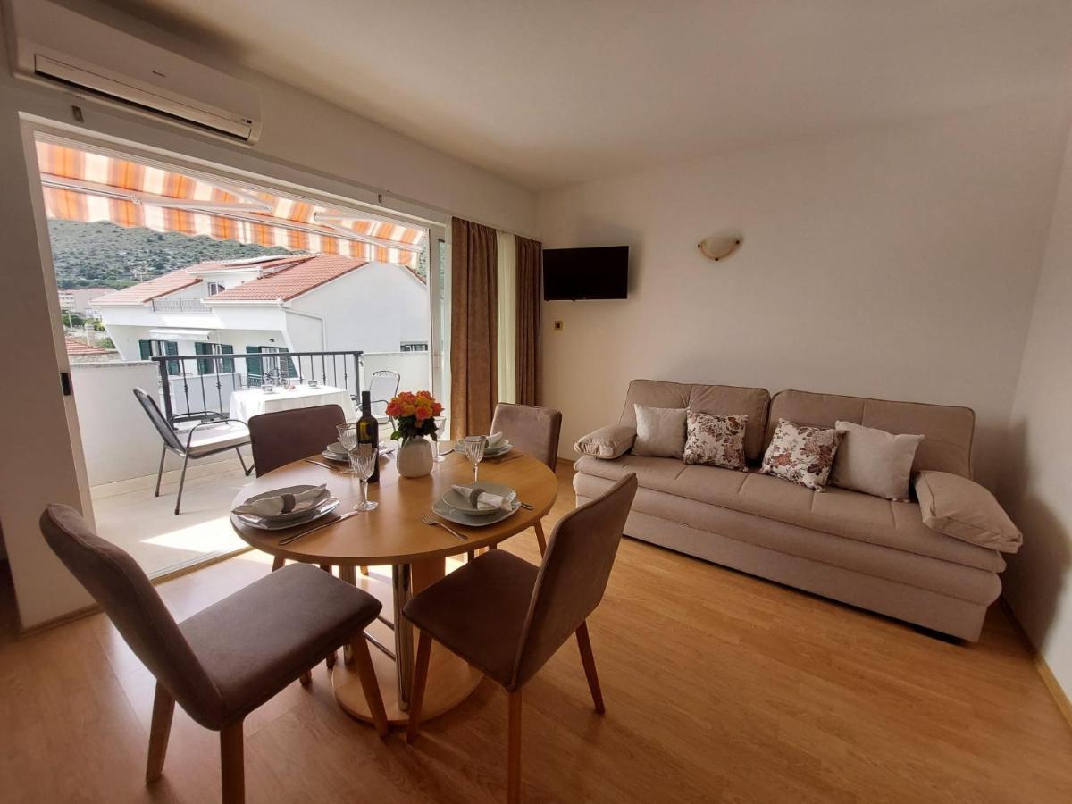 Apartments Zulim Trogir Eksteriør bilde