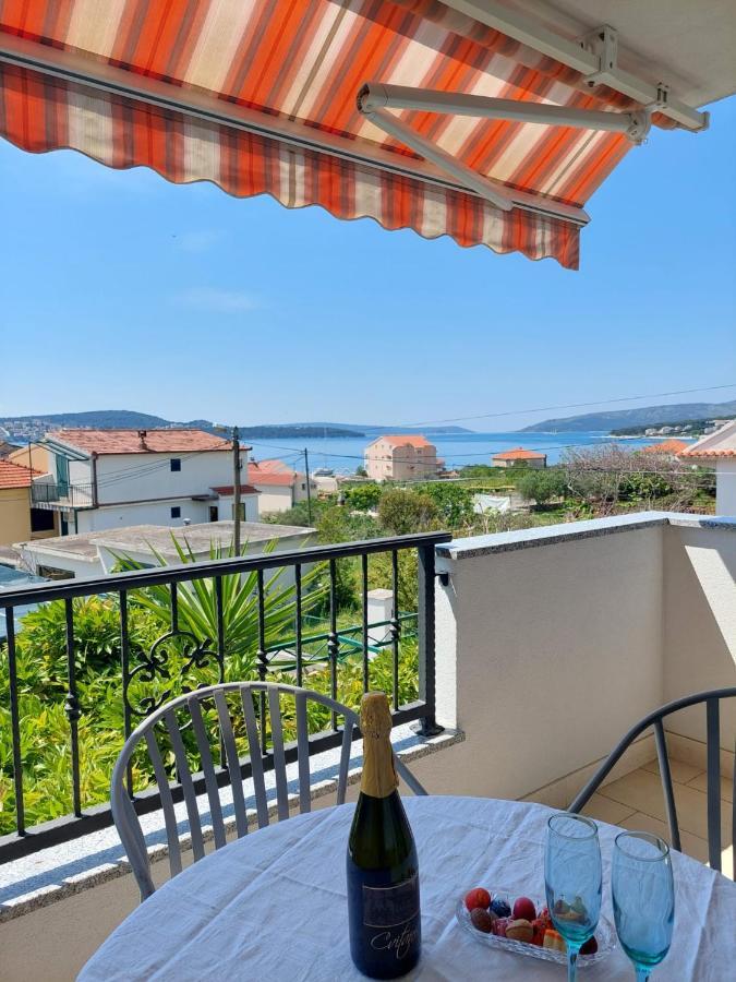 Apartments Zulim Trogir Eksteriør bilde