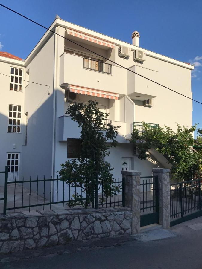 Apartments Zulim Trogir Eksteriør bilde